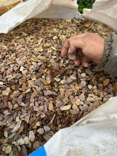 Златолит персиковый декоративная каменная крошка купить в Верхотурье