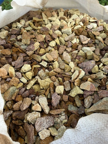 Златолит персиковый декоративная каменная крошка купить в Верхотурье