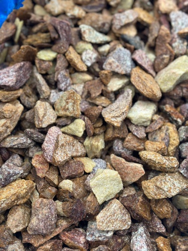 Златолит персиковый декоративная каменная крошка купить в Верхотурье