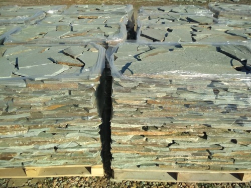 Плитняк златолит зелёный для цоколя, отмостки купить в Верхотурье