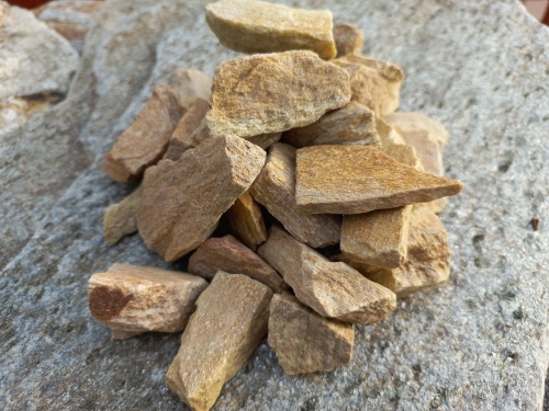 Златолит жёлтый декоративная каменная крошка купить в Верхотурье