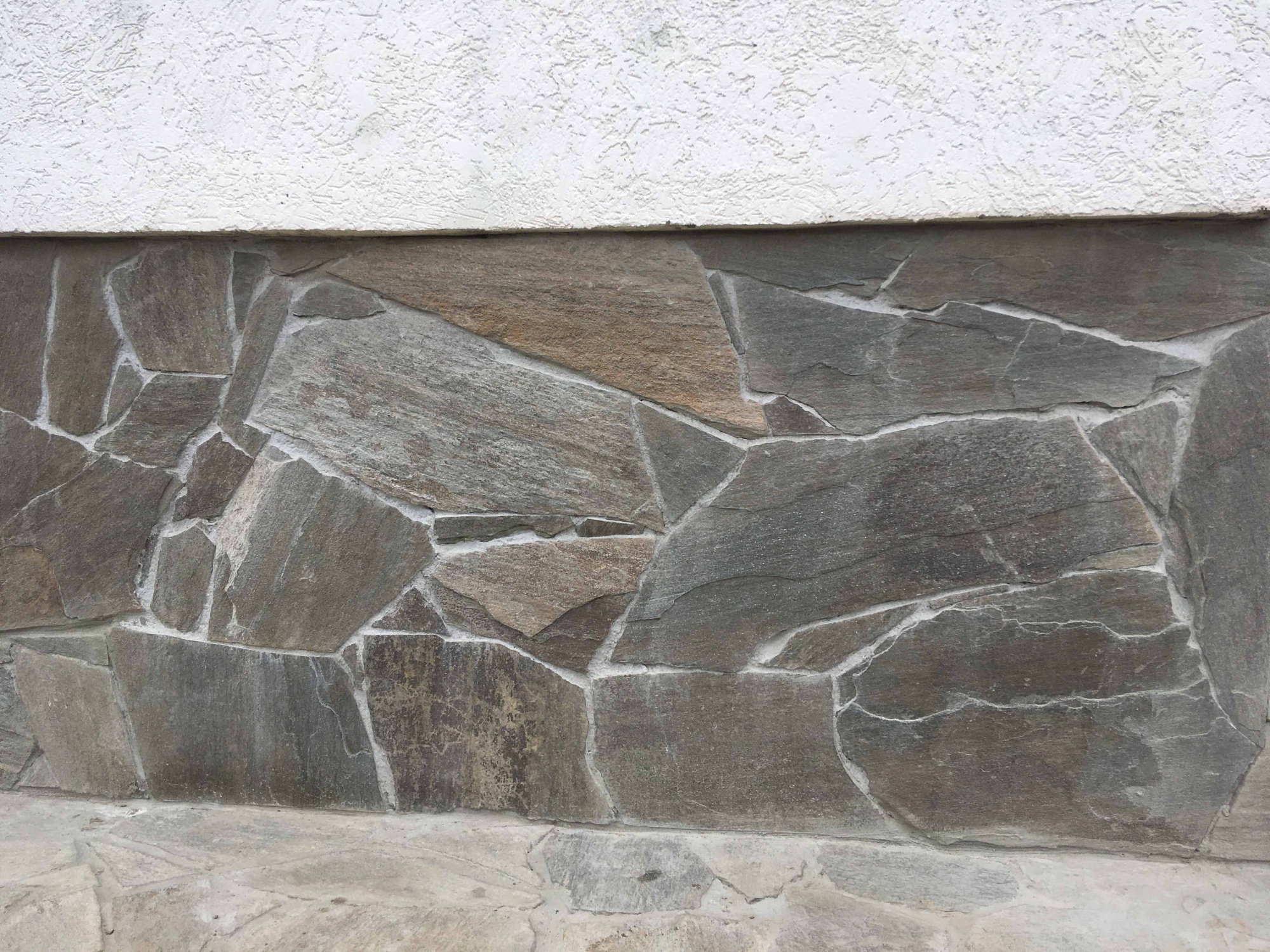 Плитняк златолит Уральский  для фасада купить в Верхотурье