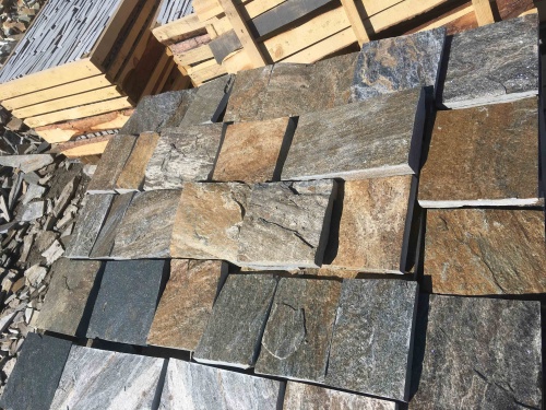 Плитка пилёная златолит Уральский для цоколя, отмостки купить в Верхотурье