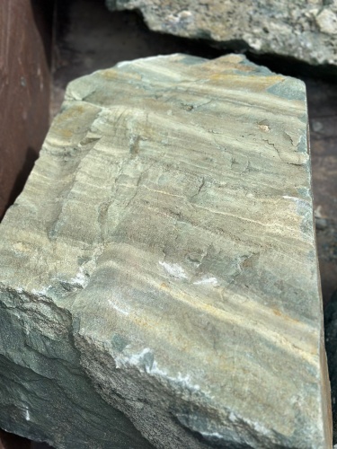 Ландшафтные глыбы зелёные 200-500 килограмм купить в Верхотурье