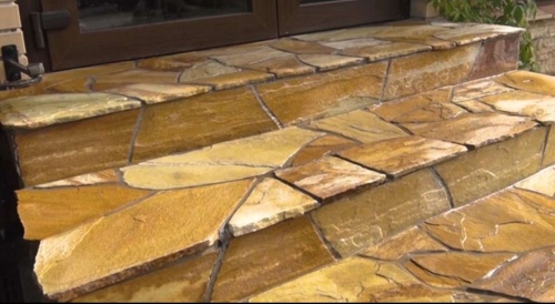 Плитняк златолит жёлтый золотистый для отмостки купить в Верхотурье