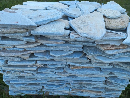 Плитняк златолит зелёный галтованный для цоколя купить в Верхотурье