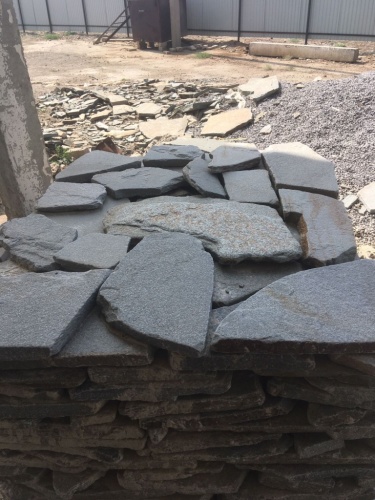 Златолит серебристый галтованный для лестниц купить в Верхотурье